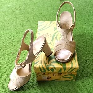 1950s VINTAGE Kali (Brand Retired) Ragen Ivory Ostrich Sandals In Original Box